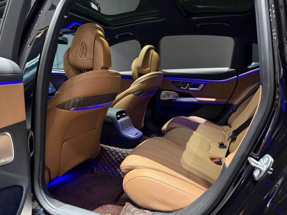 Mercedes-Benz Mercedes-Benz E-Class