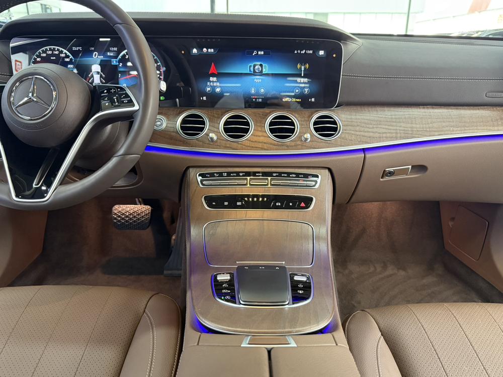 Mercedes-Benz Mercedes-Benz E-Class