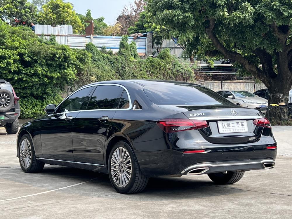 Mercedes-Benz Mercedes-Benz E-Class