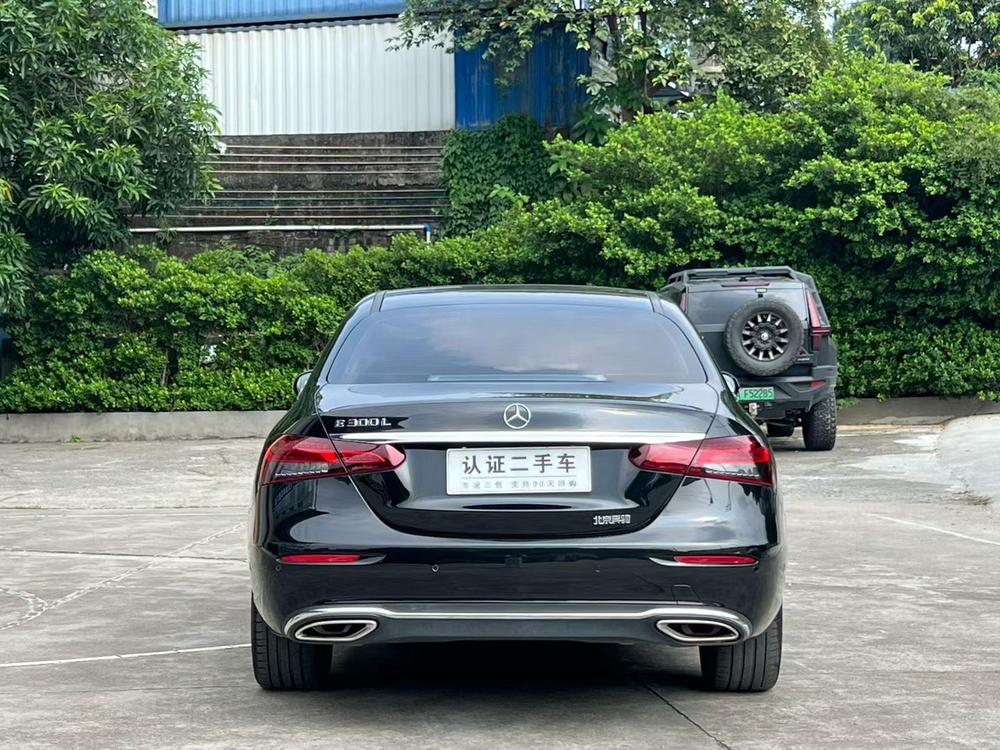 Mercedes-Benz Mercedes-Benz E-Class
