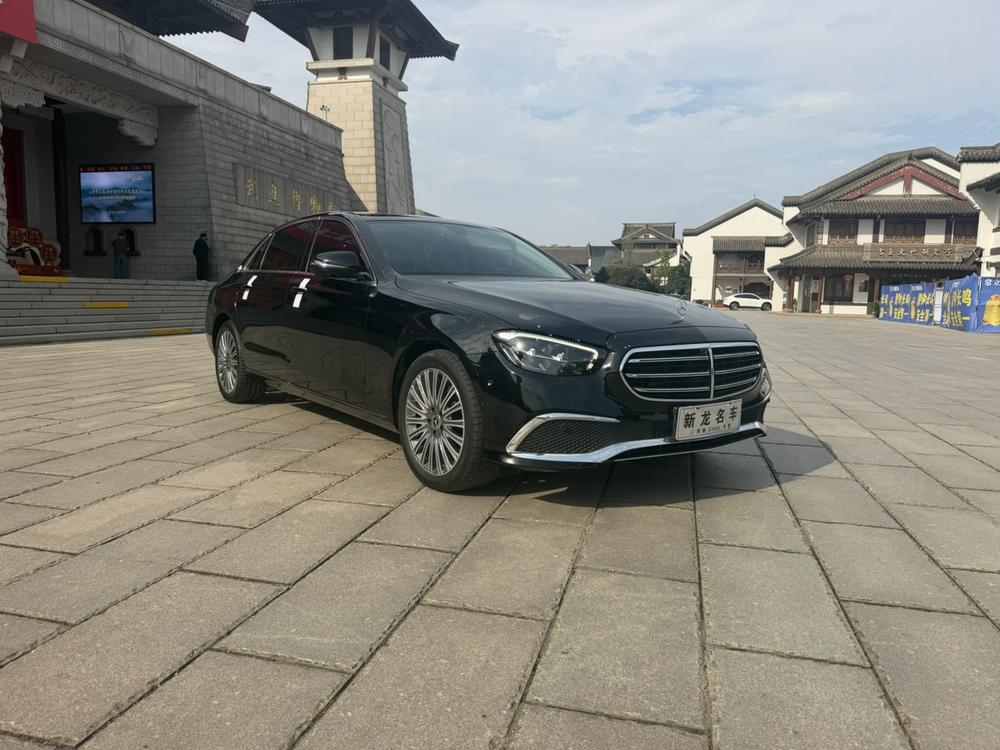 Mercedes-Benz Mercedes-Benz E-Class