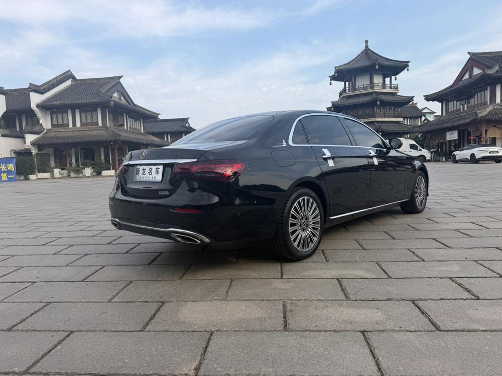 Mercedes-Benz Mercedes-Benz E-Class