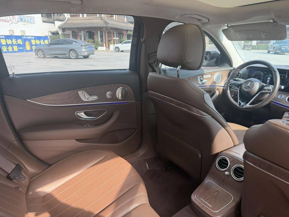 Mercedes-Benz Mercedes-Benz E-Class