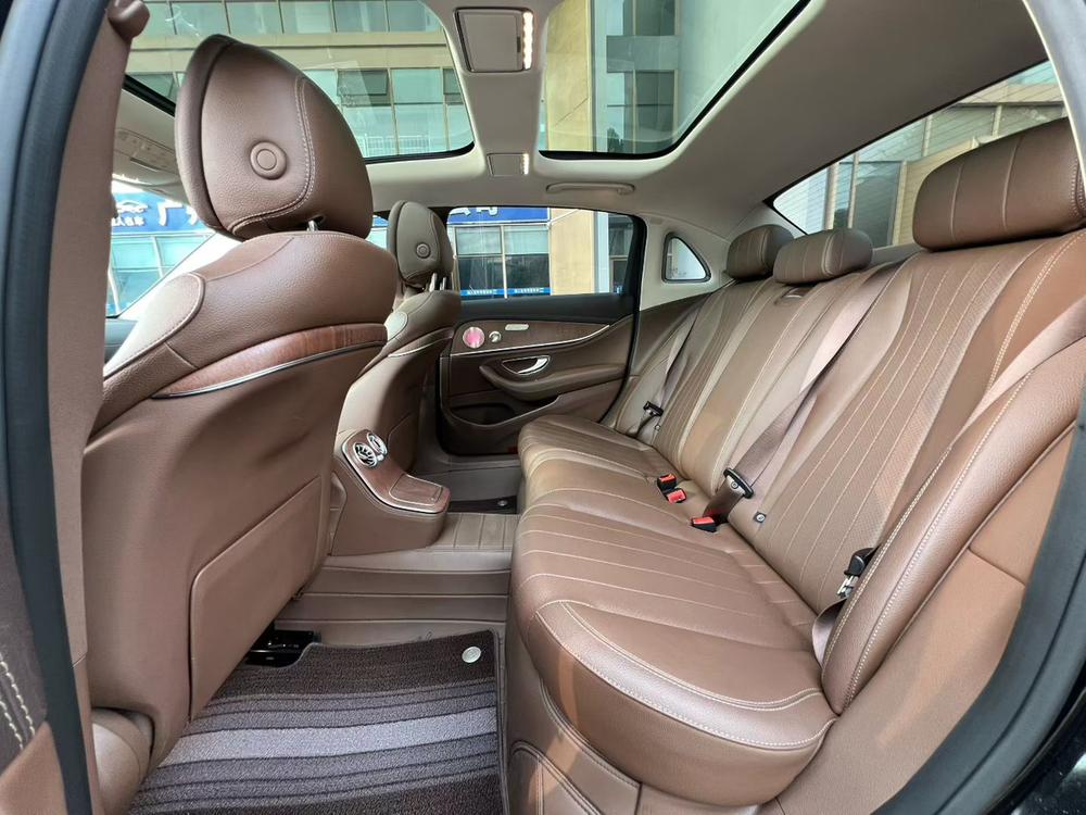 Mercedes-Benz Mercedes-Benz E-Class