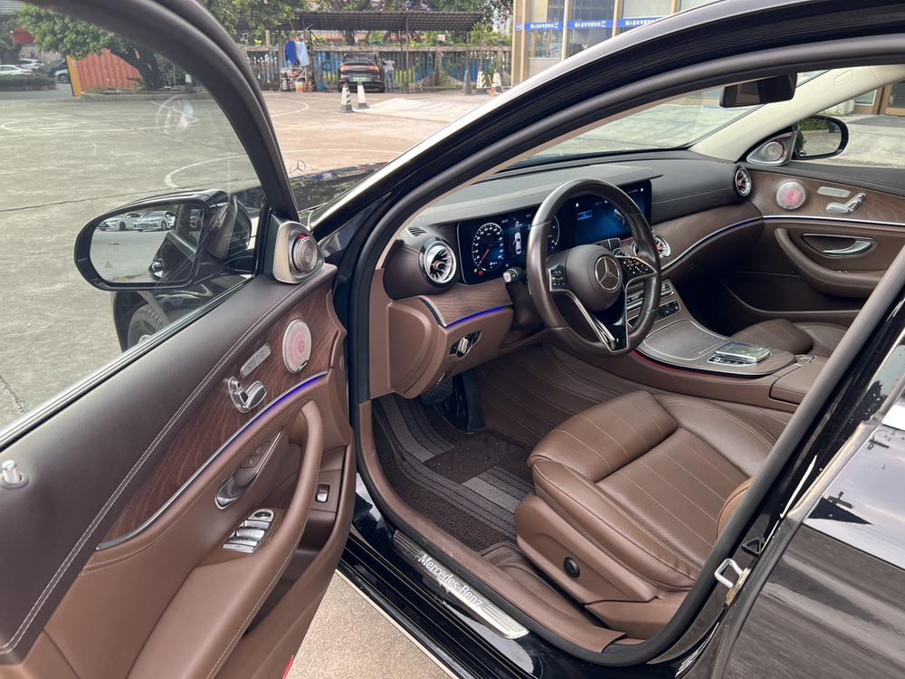 Mercedes-Benz Mercedes-Benz E-Class