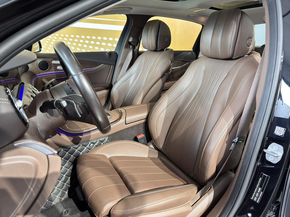 Mercedes-Benz Mercedes-Benz E-Class