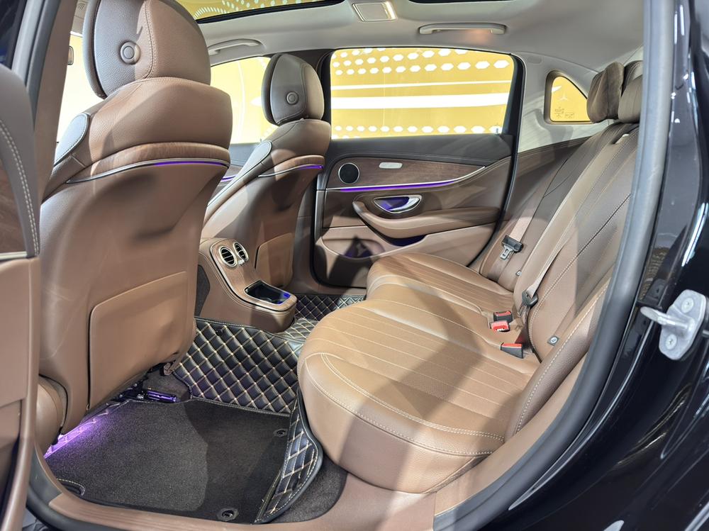 Mercedes-Benz Mercedes-Benz E-Class