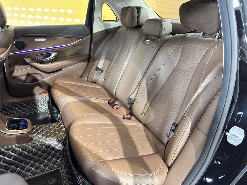 Mercedes-Benz Mercedes-Benz E-Class