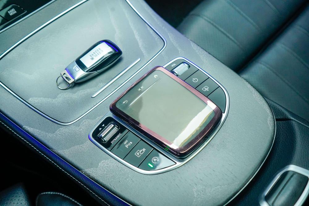 Mercedes-Benz Mercedes-Benz E-Class