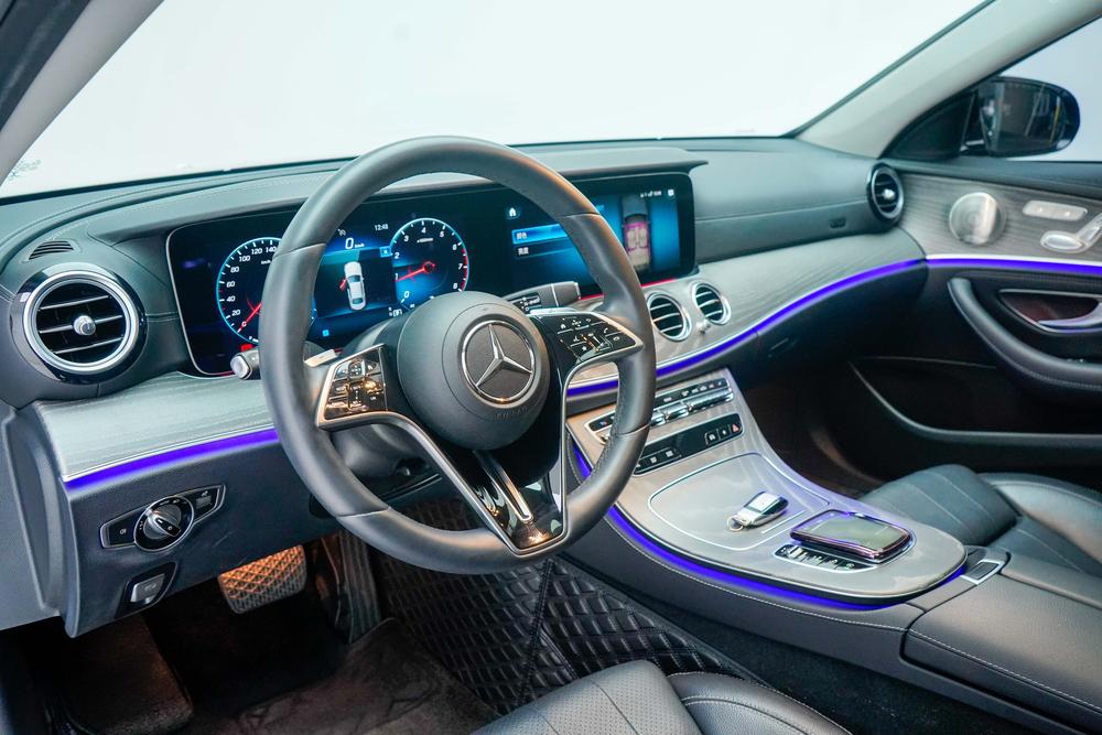Mercedes-Benz Mercedes-Benz E-Class