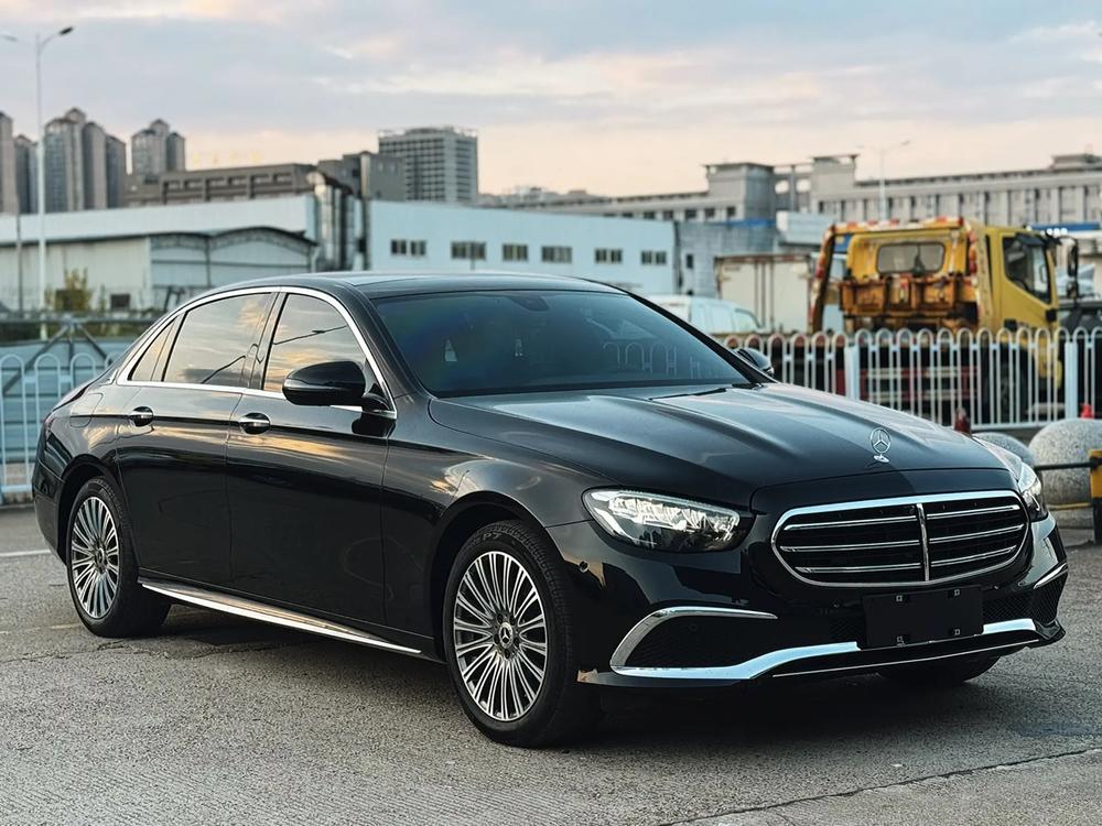 Mercedes-Benz Mercedes-Benz E-Class