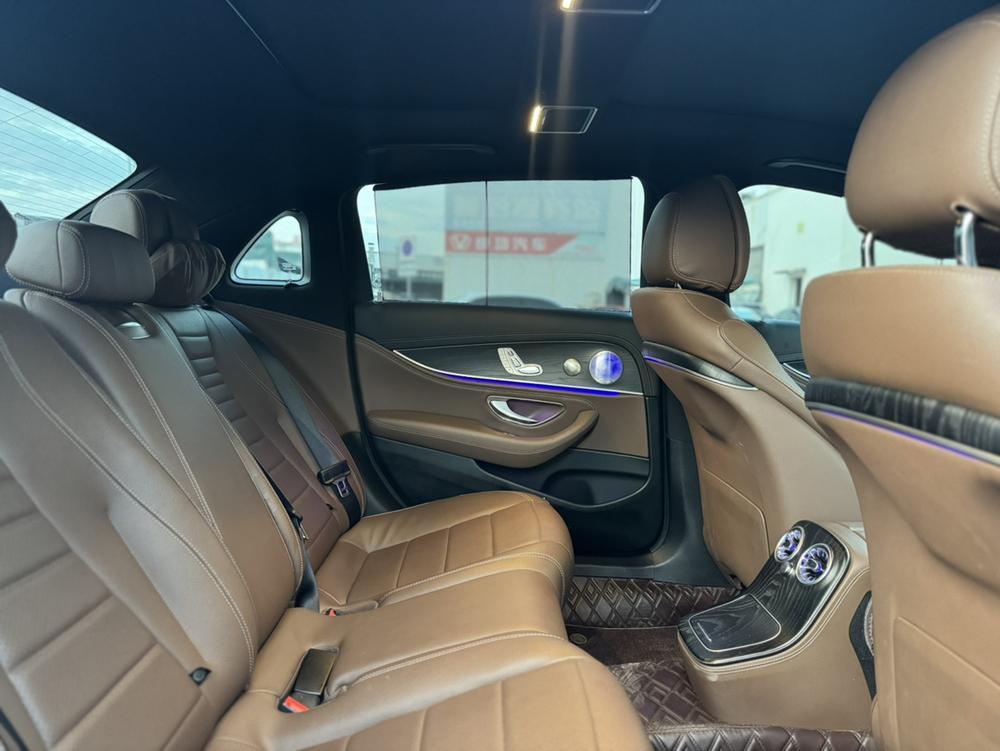 Mercedes-Benz Mercedes-Benz E-Class