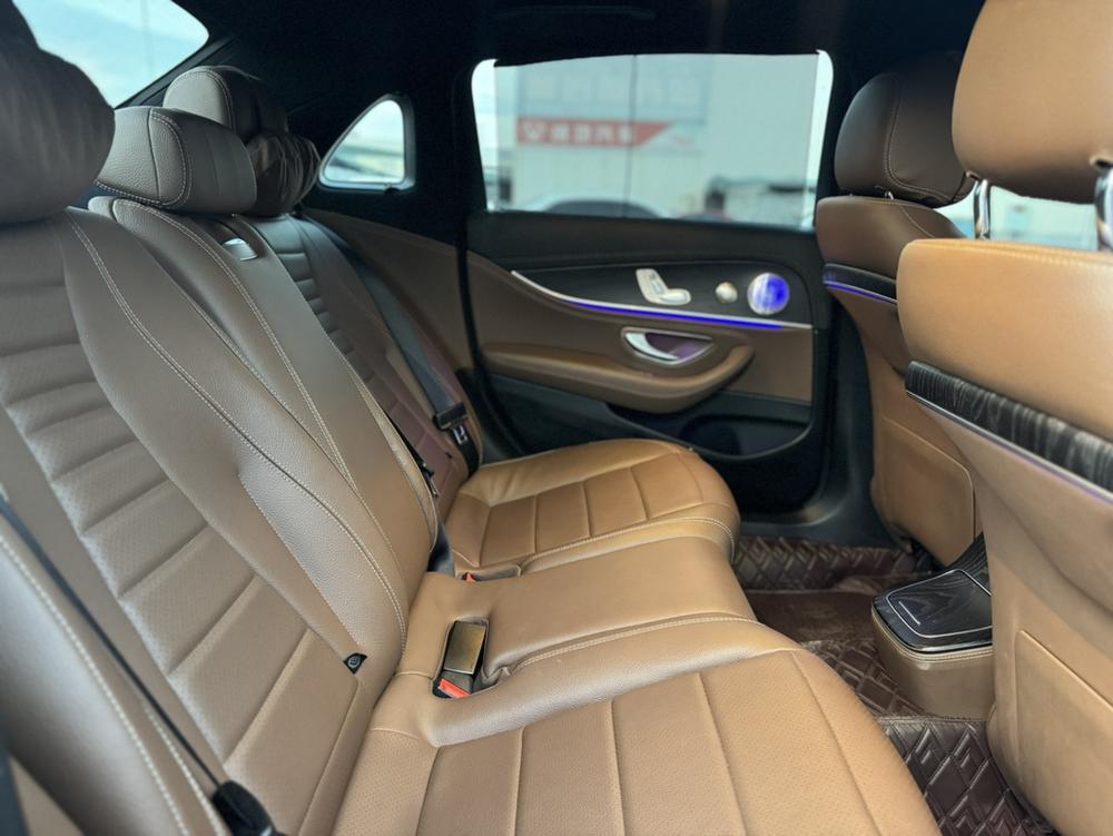 Mercedes-Benz Mercedes-Benz E-Class