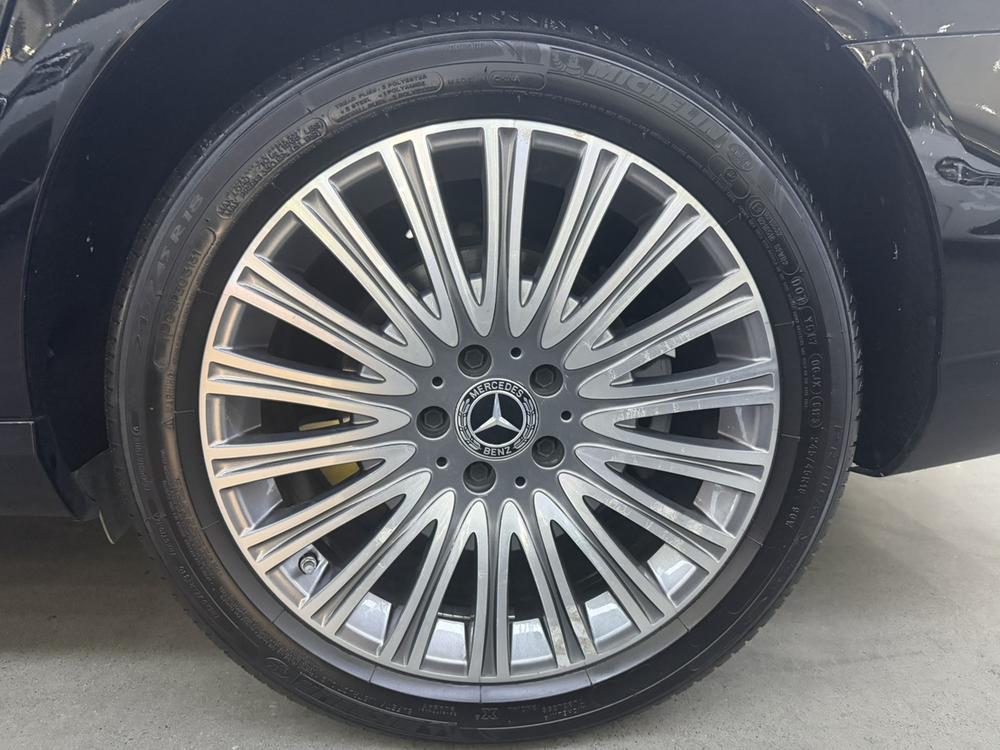 Mercedes-Benz Mercedes-Benz E-Class
