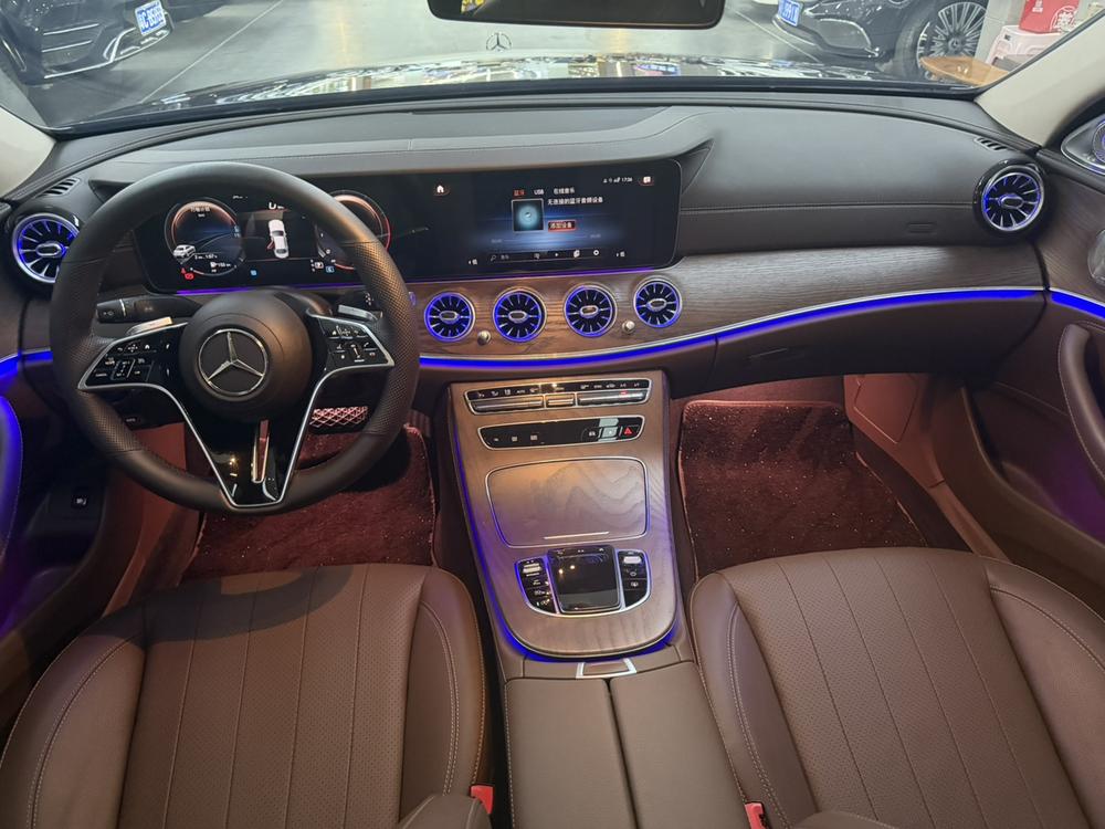 Mercedes-Benz Mercedes-Benz E-Class