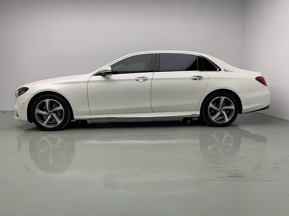 Mercedes-Benz Mercedes-Benz E-Class