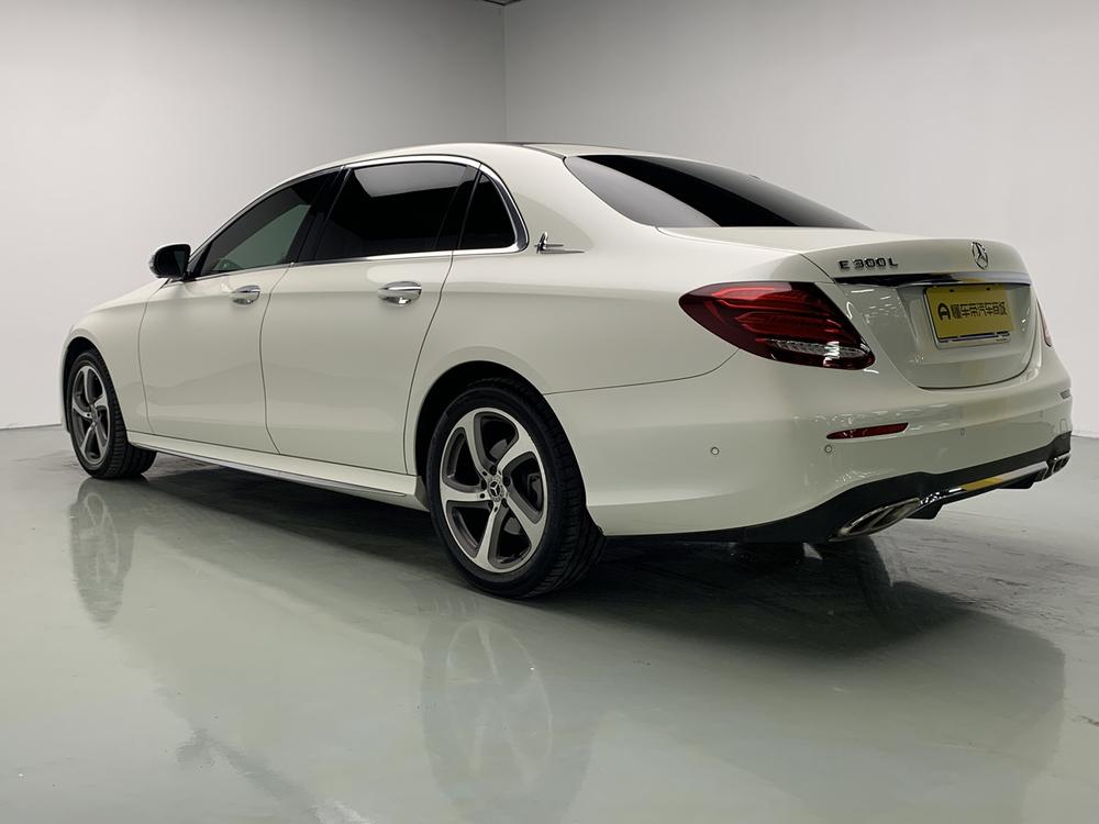 Mercedes-Benz Mercedes-Benz E-Class