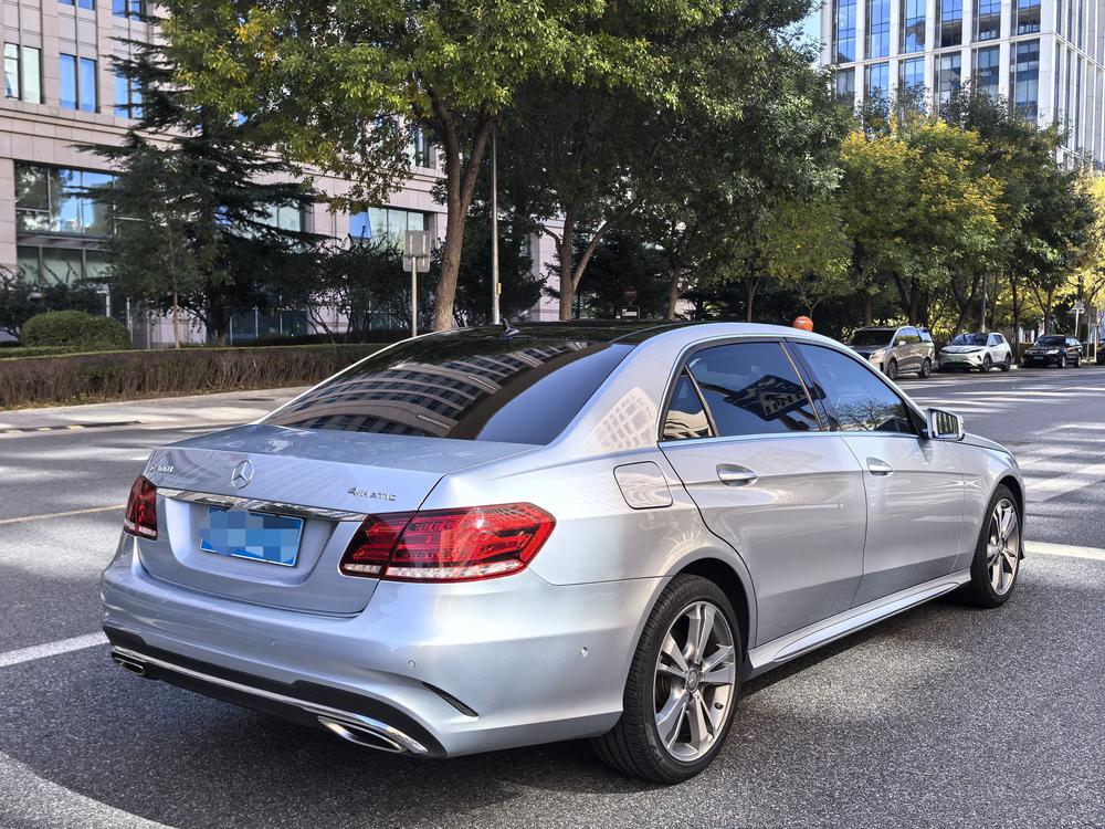 Mercedes-Benz Mercedes-Benz E-Class