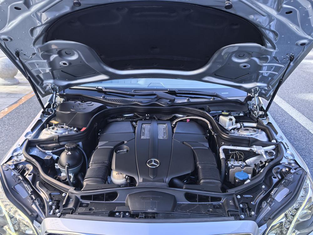 Mercedes-Benz Mercedes-Benz E-Class