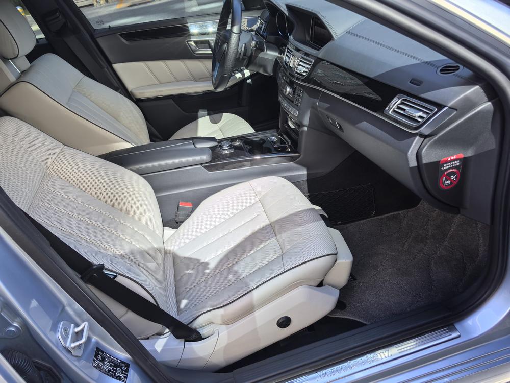 Mercedes-Benz Mercedes-Benz E-Class