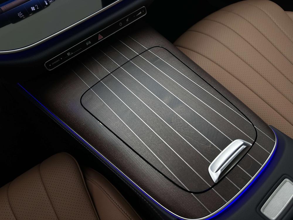 Mercedes-Benz Mercedes-Benz E-Class