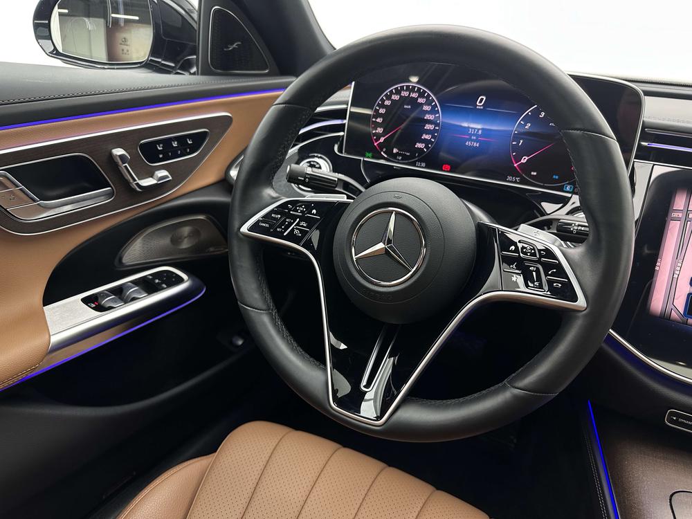 Mercedes-Benz Mercedes-Benz E-Class