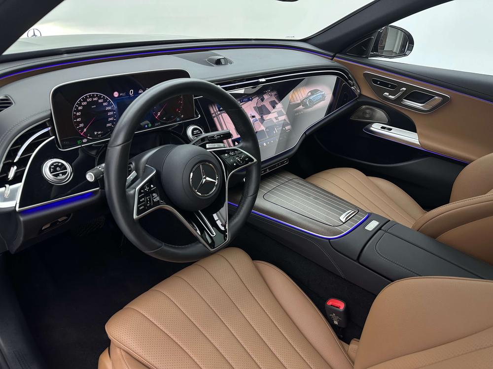 Mercedes-Benz Mercedes-Benz E-Class