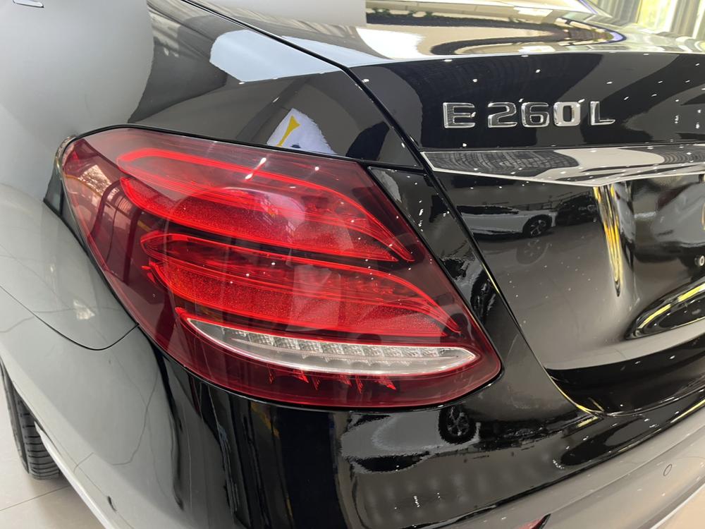 Mercedes-Benz Mercedes-Benz E-Class