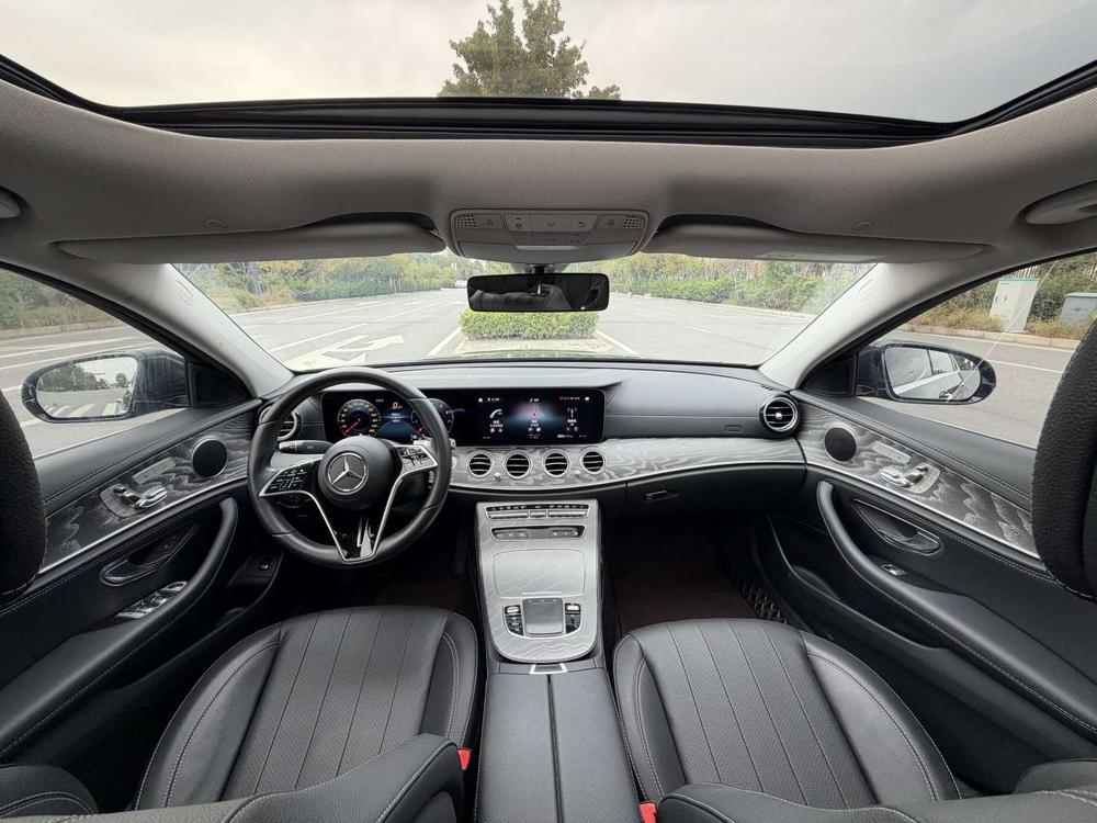 Mercedes-Benz Mercedes-Benz E-Class