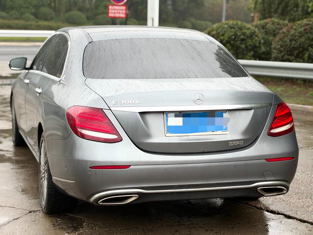 Mercedes-Benz Mercedes-Benz E-Class