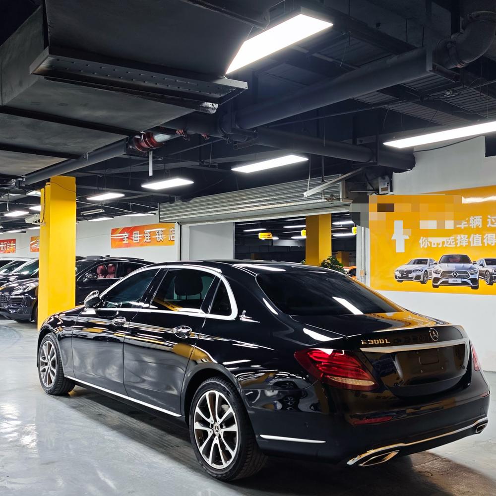 Mercedes-Benz Mercedes-Benz E-Class