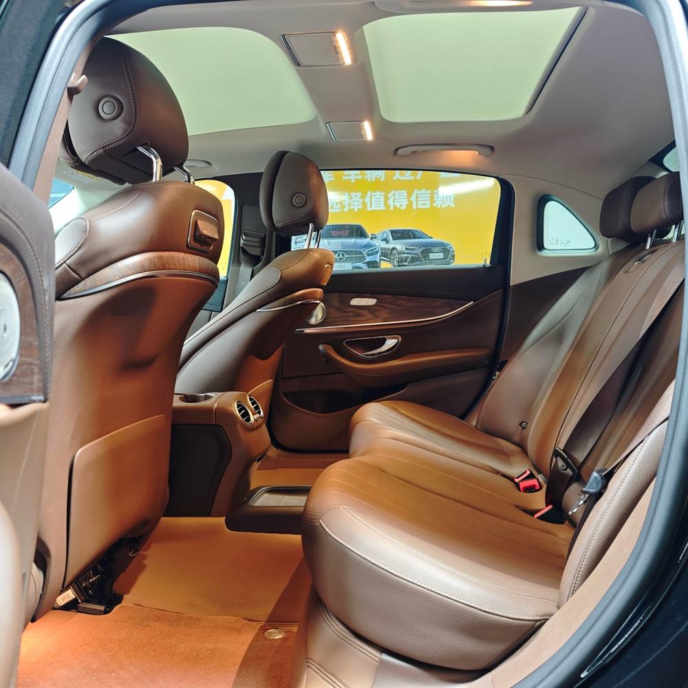 Mercedes-Benz Mercedes-Benz E-Class