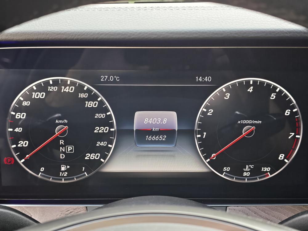 Mercedes-Benz Mercedes-Benz E-Class