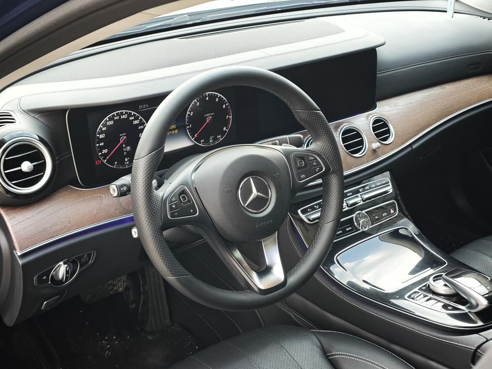 Mercedes-Benz Mercedes-Benz E-Class