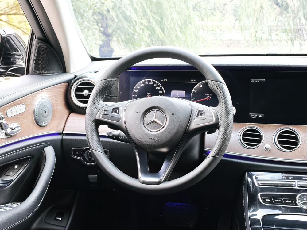 Mercedes-Benz Mercedes-Benz E-Class