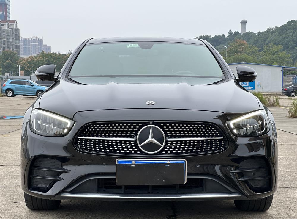 Mercedes-Benz Mercedes-Benz E-Class