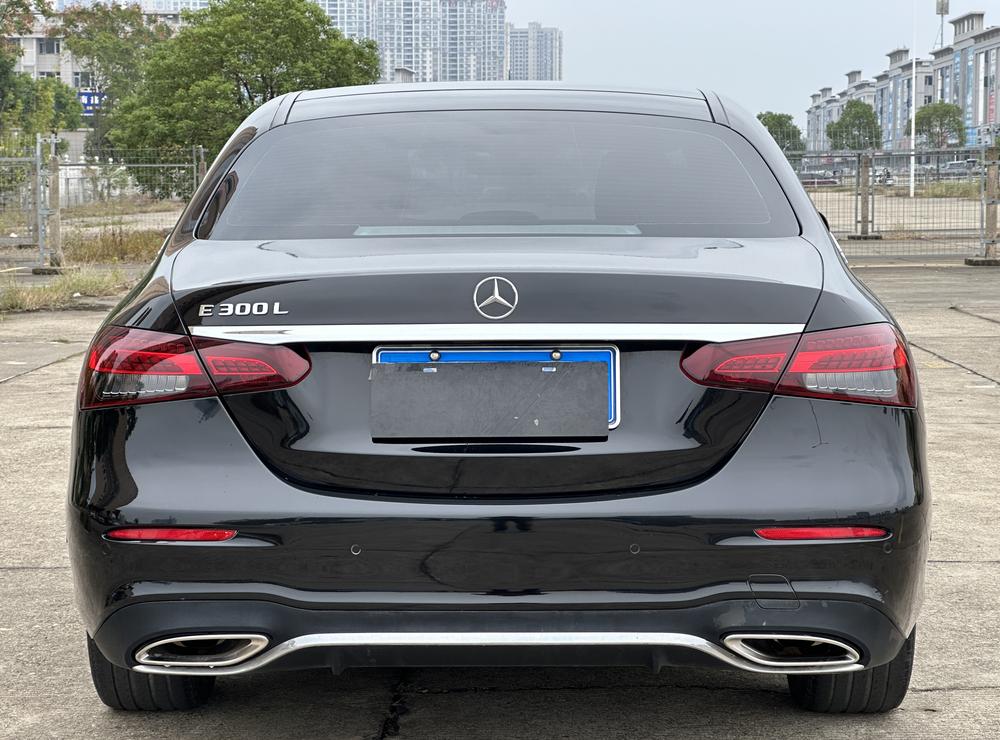 Mercedes-Benz Mercedes-Benz E-Class