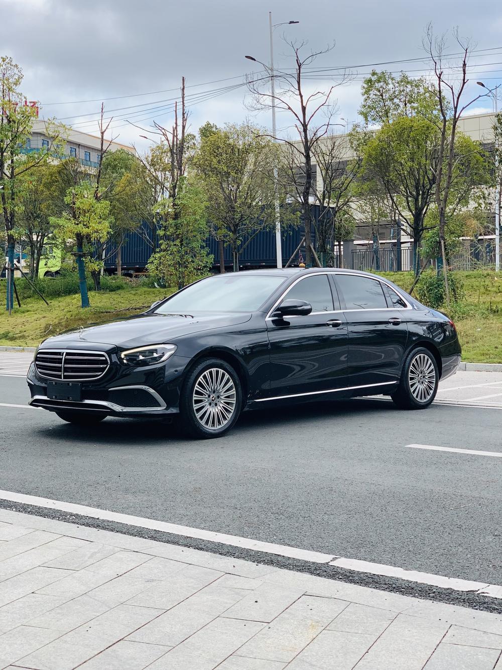 Mercedes-Benz Mercedes-Benz E-Class