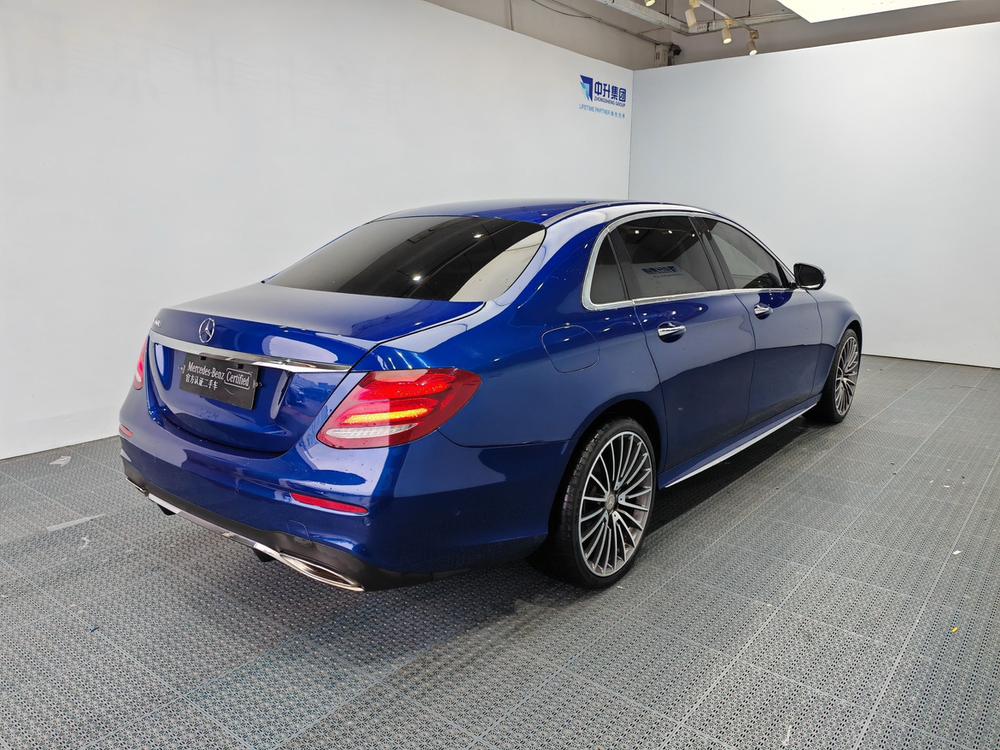 Mercedes-Benz Mercedes-Benz E-Class