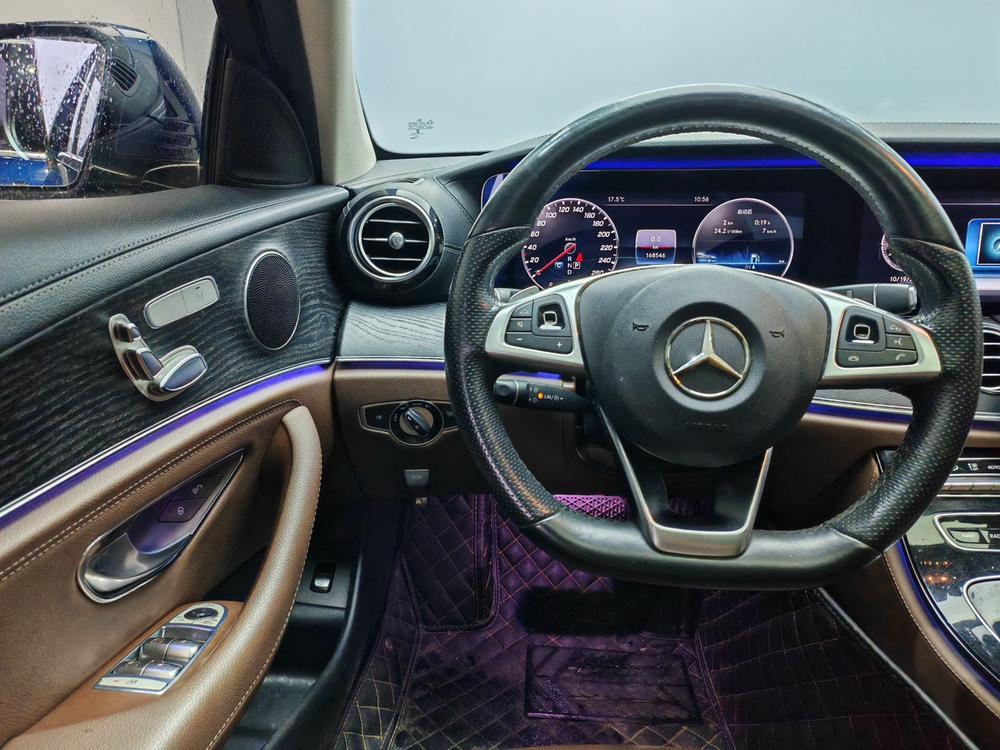 Mercedes-Benz Mercedes-Benz E-Class