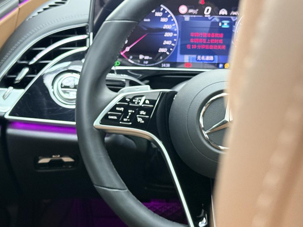 Mercedes-Benz Mercedes-Benz E-Class