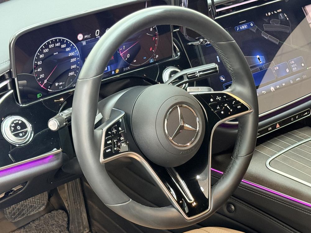 Mercedes-Benz Mercedes-Benz E-Class