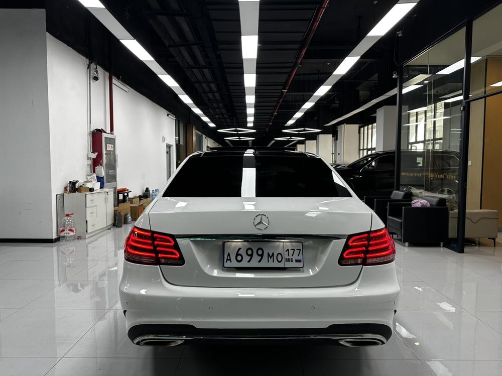 Mercedes-Benz Mercedes-Benz E-Class