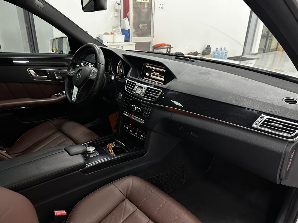 Mercedes-Benz Mercedes-Benz E-Class