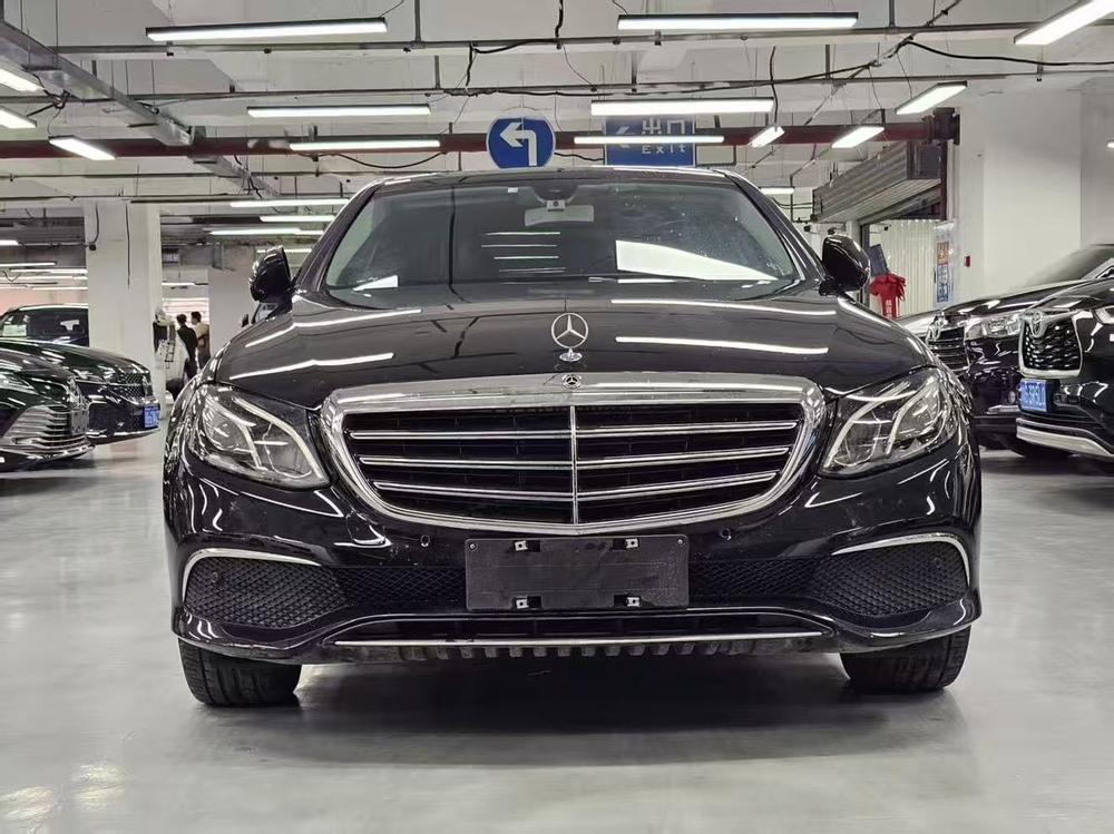 Mercedes-Benz Mercedes-Benz E-Class