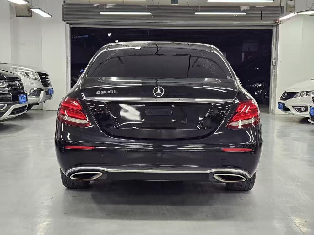 Mercedes-Benz Mercedes-Benz E-Class