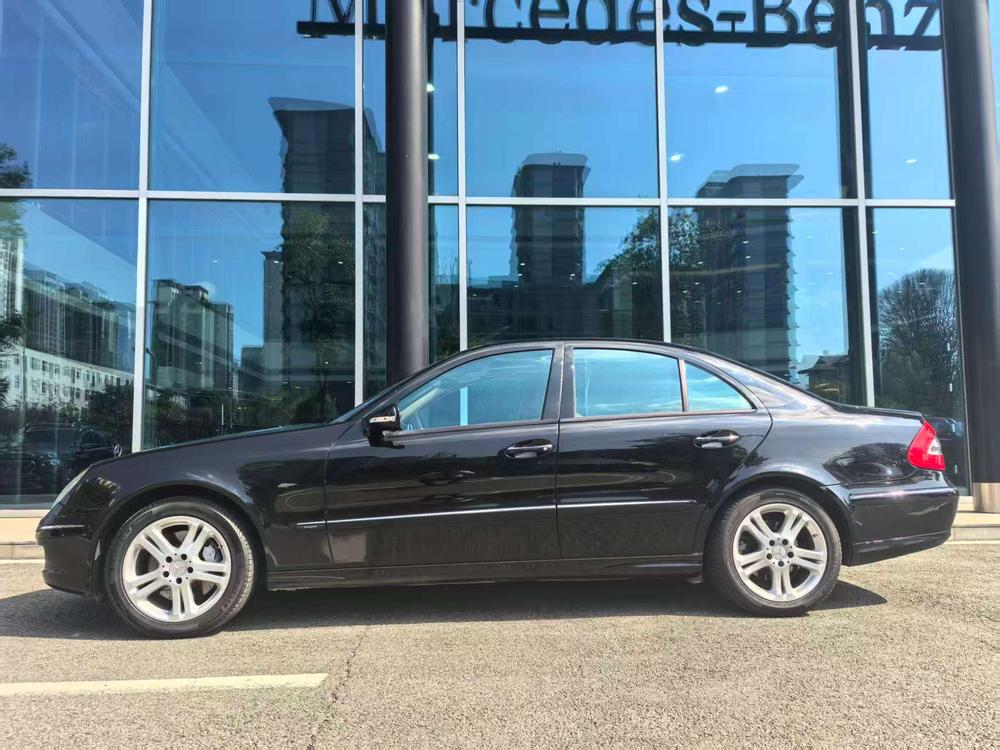 Mercedes-Benz Mercedes-Benz E-Class