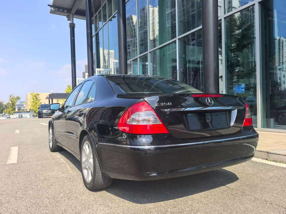 Mercedes-Benz Mercedes-Benz E-Class
