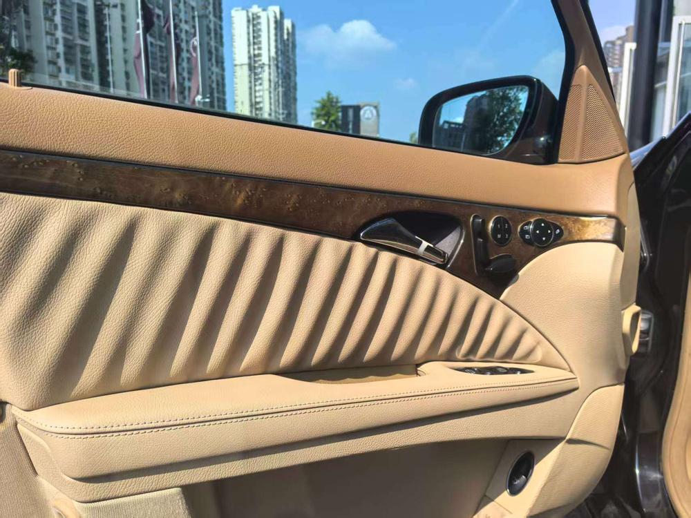 Mercedes-Benz Mercedes-Benz E-Class