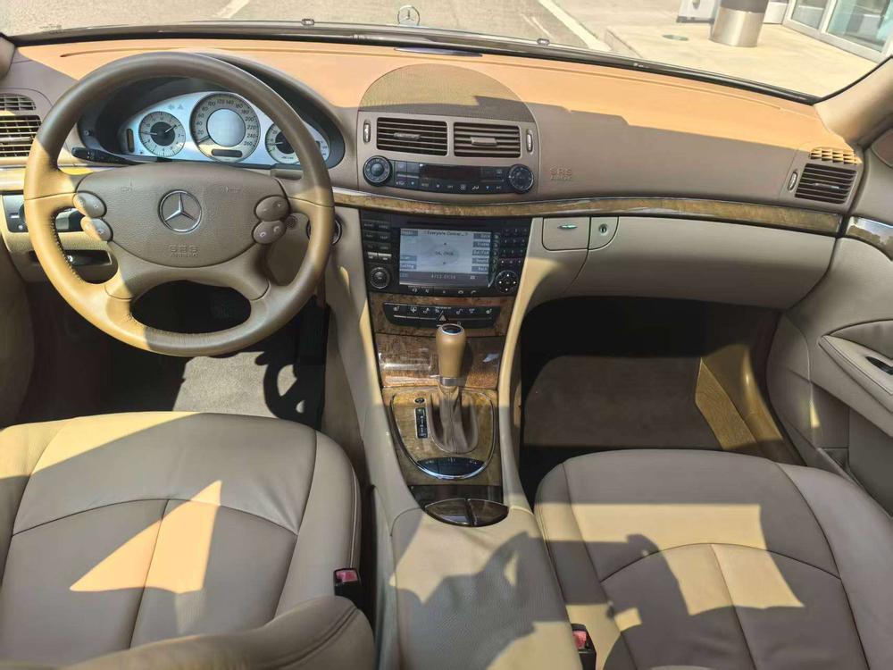 Mercedes-Benz Mercedes-Benz E-Class